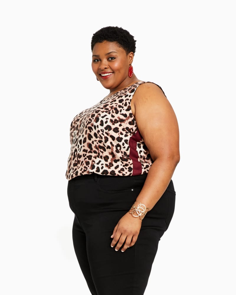 Front of plus size Gillian Scoopneck Tank by Dex Plus | Dia&Co | dia_product_style_image_id:117761